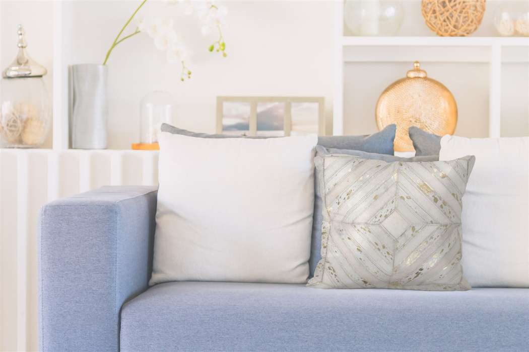 Spark Pillow 410 ivory / gold 40cm x 60cm - Afbeelding 2