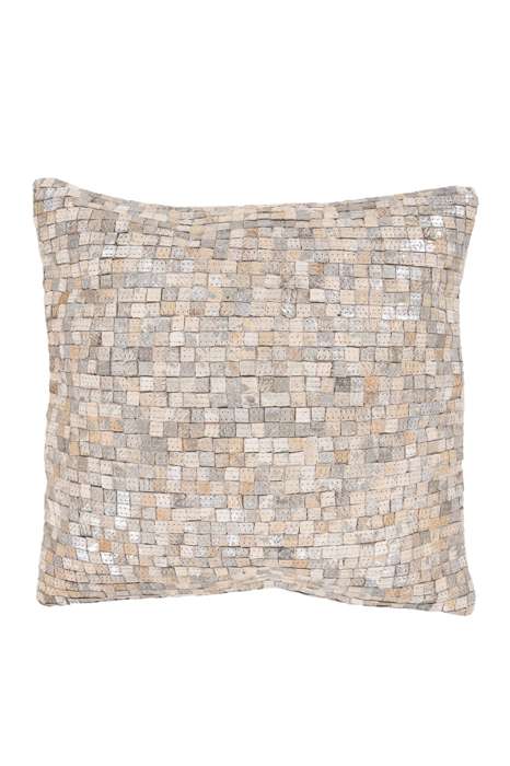 Finish Pillow 100 White / Silver 45cm x 45cm